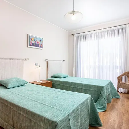 Simone By Intiholidays *