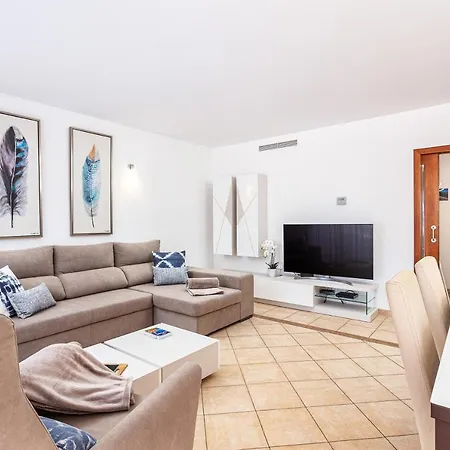 Simone By Intiholidays Ferienhaus