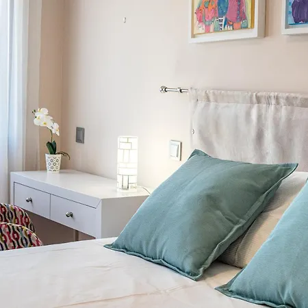 Simone By Intiholidays Feriehus