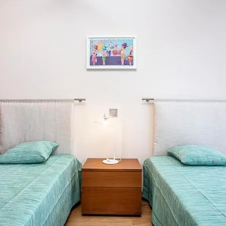 Simone By Intiholidays Quarteira