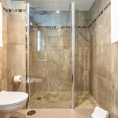 Simone By Intiholidays Feriehus Quarteira