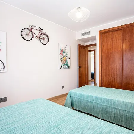 Simone By Intiholidays * Quarteira