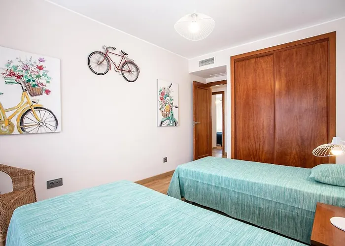 Simone By Intiholidays * Quarteira